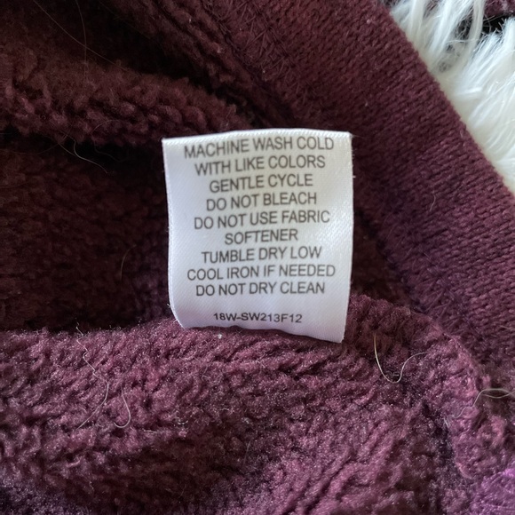 Guide Series Sweater - Picture 6 of 7